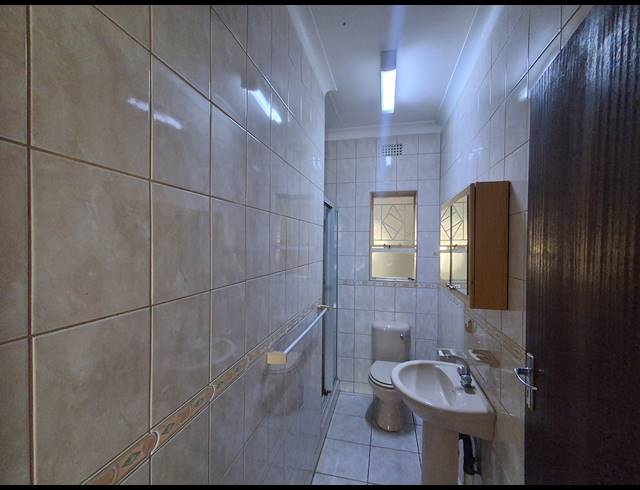 3 BEDROOM FREESTANDING FOR SALE IN STILFONTEIN EXT 4